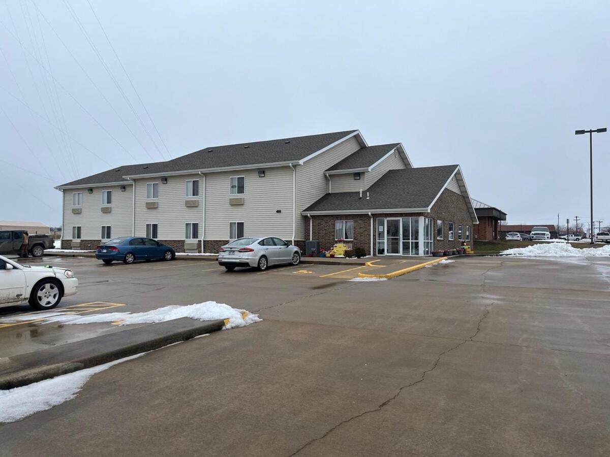 Country Haven Inn Burlington المظهر الخارجي الصورة